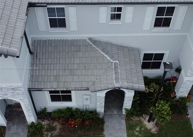 29208 SW 163rd Ct, Homestead, FL 33033