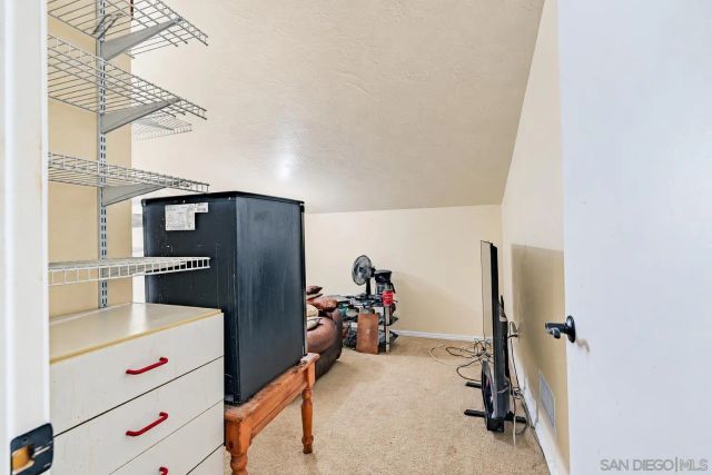 9212 Palomino Ridge Dr, Lakeside, CA 92040