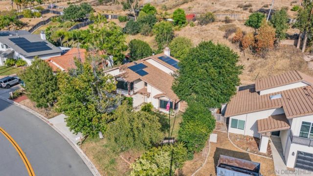 9212 Palomino Ridge Dr, Lakeside, CA 92040