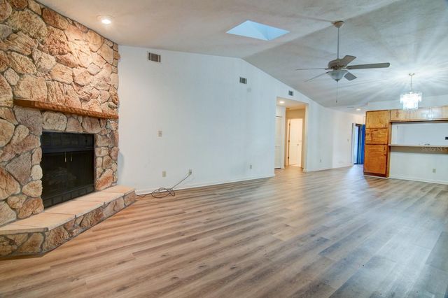 1628 NW 19TH CIRCLE, Gainesville, FL 32605