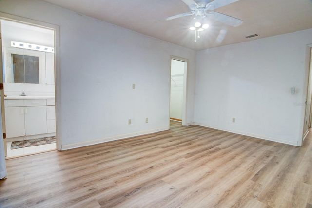 1628 NW 19TH CIRCLE, Gainesville, FL 32605