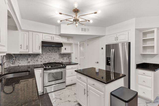 4616 Bonnell Avenue, Fort Worth, TX 76107