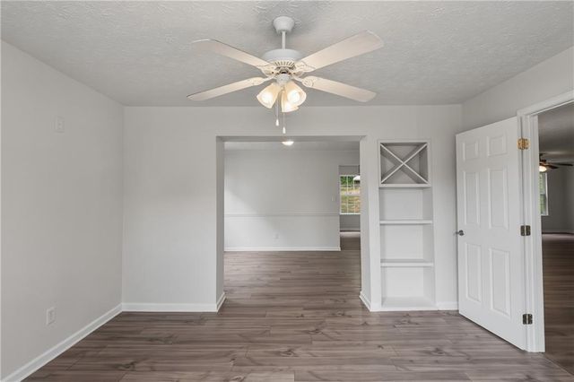 2213 Pine View Trail, Ellenwood, GA 30294