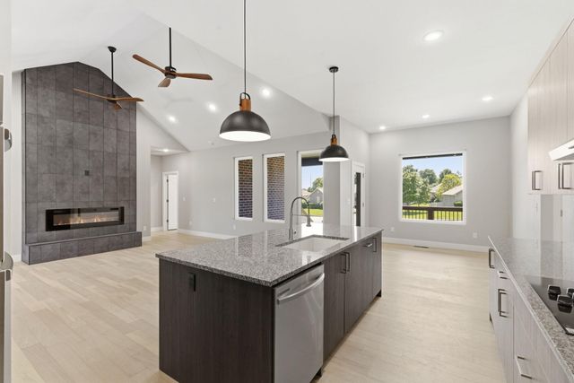 5048 E Swale Court, Springfield, MO 65802