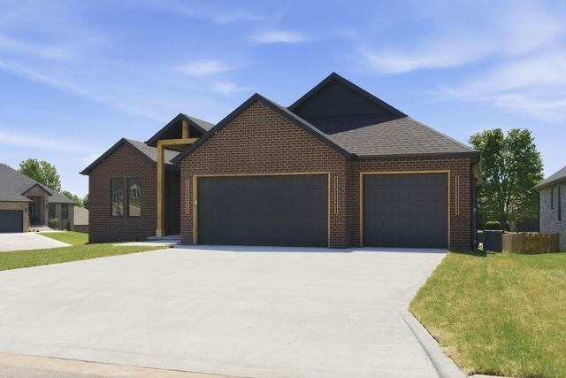 5048 E Swale Court, Springfield, MO 65802