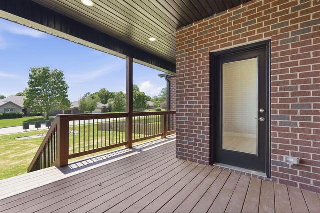 5048 E Swale Court, Springfield, MO 65802