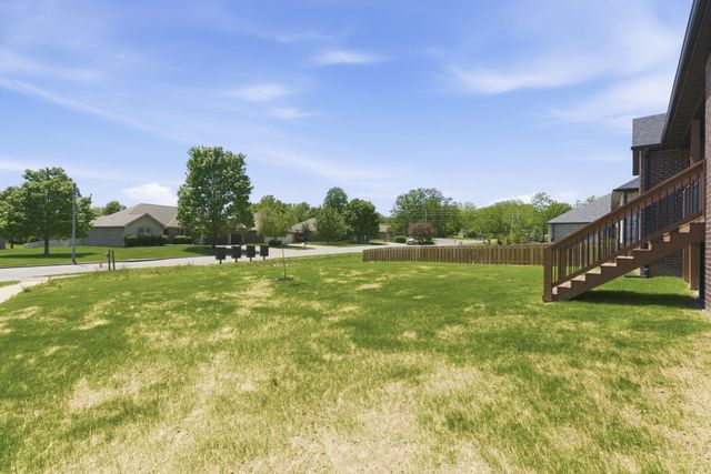 5048 E Swale Court, Springfield, MO 65802