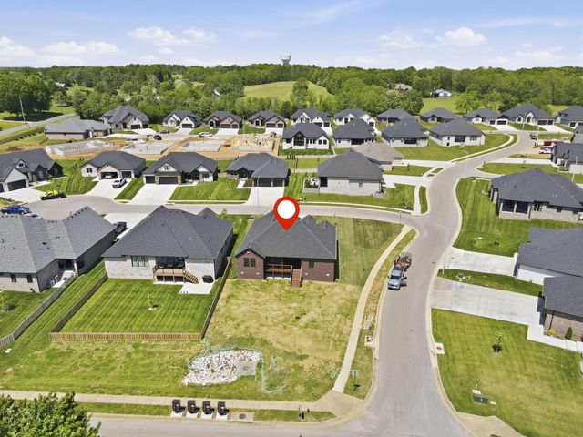 5048 E Swale Court, Springfield, MO 65802
