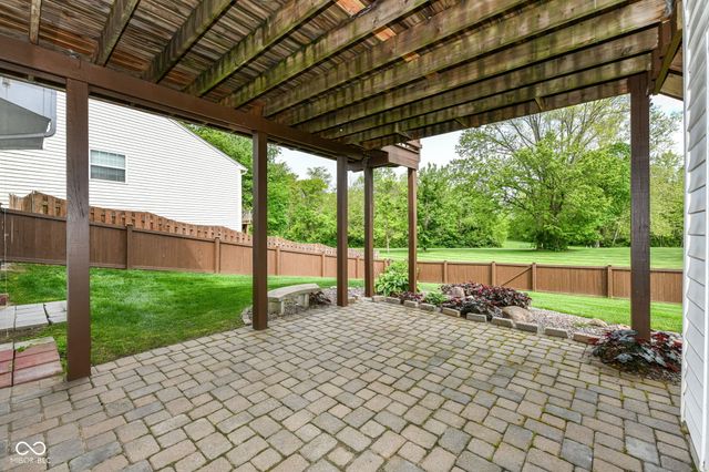13934 Canonbury Way, Fishers, IN 46037