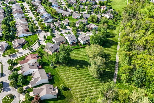 13934 Canonbury Way, Fishers, IN 46037