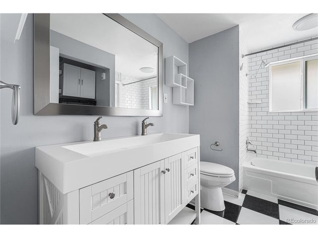 6104 W 62nd Ave, Arvada, CO 80003