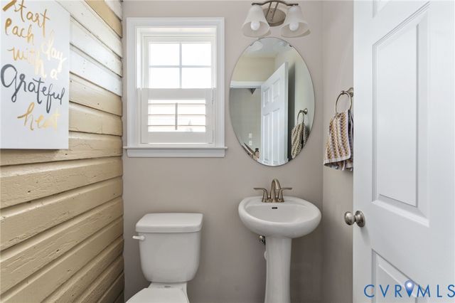 11200 Ashland Park Dr, Ashland, VA 23005