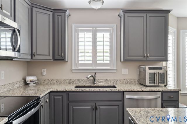 11200 Ashland Park Dr, Ashland, VA 23005