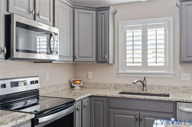 11200 Ashland Park Dr, Ashland, VA 23005