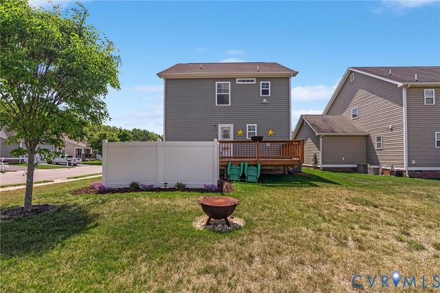 11200 Ashland Park Dr, Ashland, VA 23005