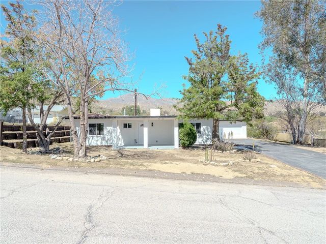 49126 Park Avenue, Morongo Valley, CA 92256