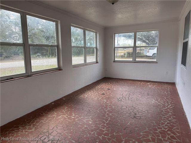 801 N Anoka Avenue, Avon Park, FL 33825