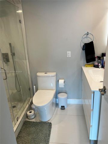 540 Brickell Key Dr 1809, Miami, FL 33131