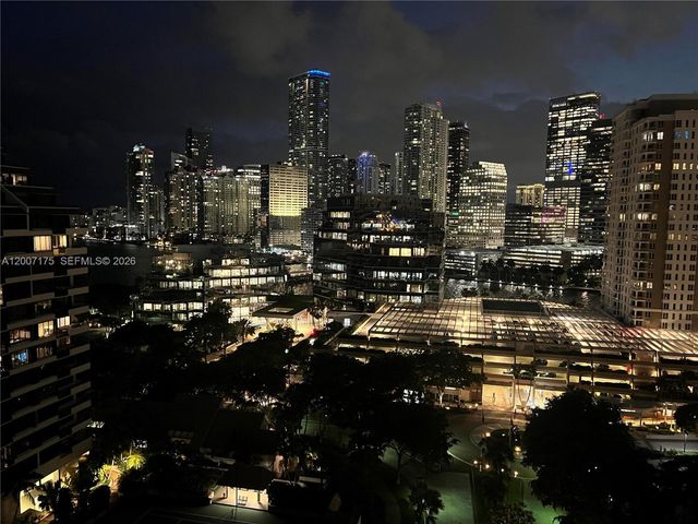 540 Brickell Key Dr 1809, Miami, FL 33131