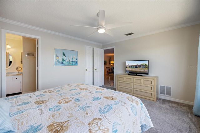 4522 NARRAGANSET TRAIL 84, Sarasota, FL 34233