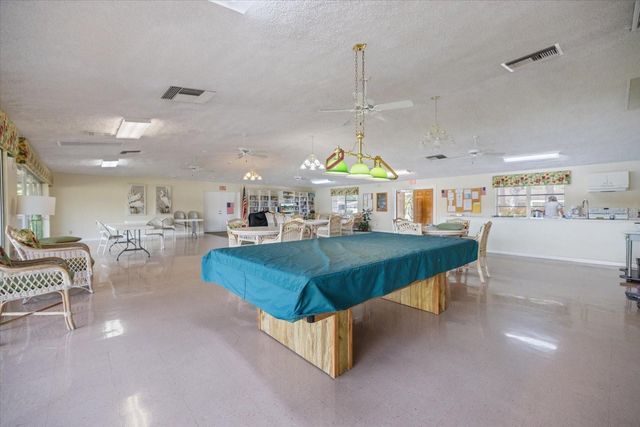 4522 NARRAGANSET TRAIL 84, Sarasota, FL 34233