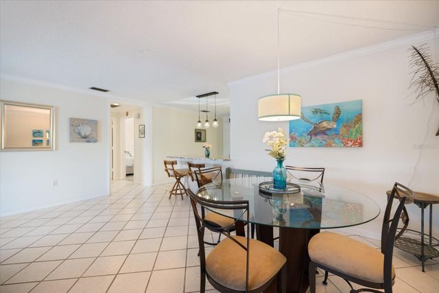 4522 NARRAGANSET TRAIL 84, Sarasota, FL 34233