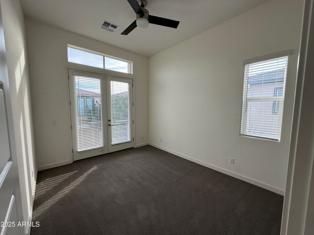 1555 E OCOTILLO Road 20, Phoenix, AZ 85014