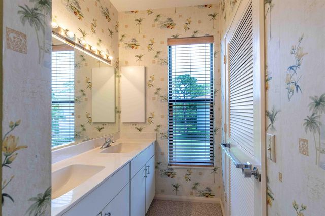 13464 Harbour Ridge Boulevard 8, Palm City, FL 34990