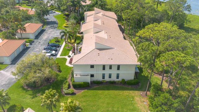 13464 Harbour Ridge Boulevard 8, Palm City, FL 34990