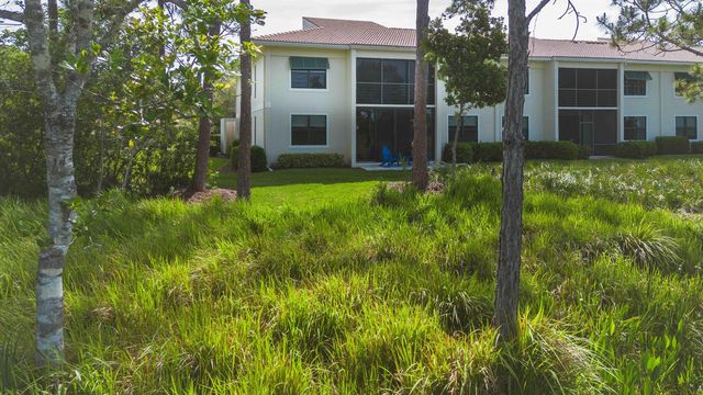 13464 Harbour Ridge Boulevard 8, Palm City, FL 34990