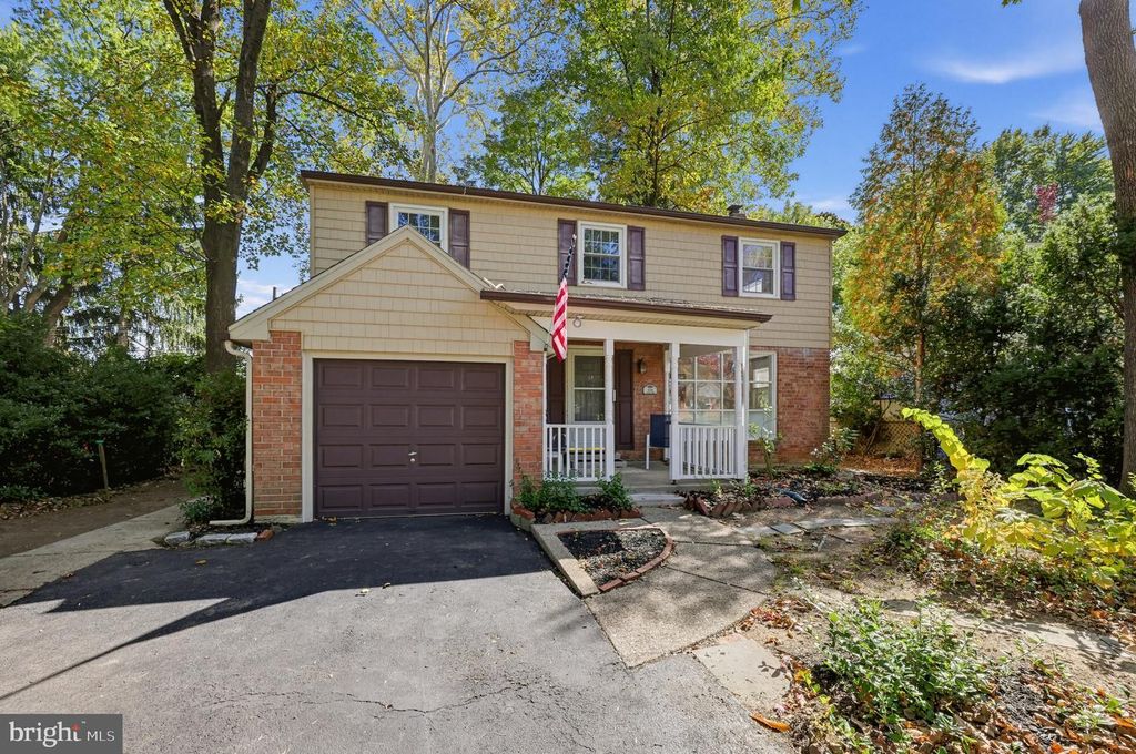 614 GEORGETOWN RD, Wallingford, PA 19086