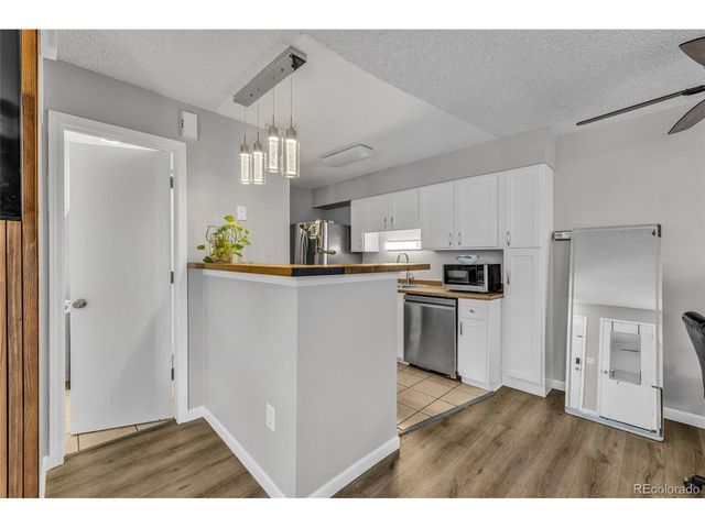 1830 Newland Ct 101, Lakewood, CO 80214