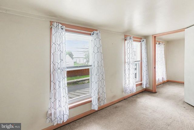 121 ANN ST, Duncannon, PA 17020