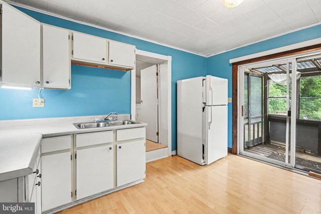 121 ANN ST, Duncannon, PA 17020