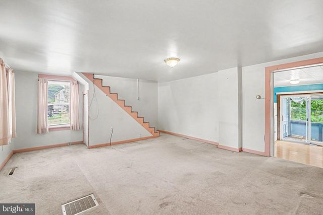 121 ANN ST, Duncannon, PA 17020