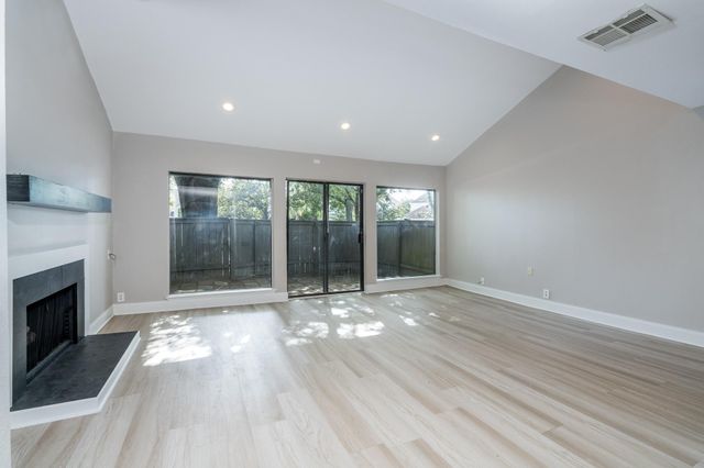 1346 Chardonnay Drive 80, Houston, TX 77077