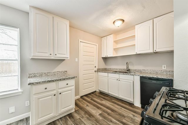 3515 Meadowlake Road, Pasadena, TX 77503