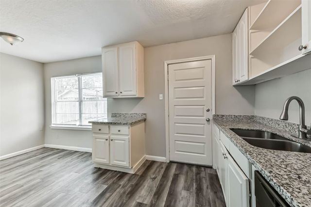 3515 Meadowlake Road, Pasadena, TX 77503