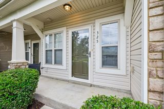735 Tulip Grove Rd Apt 325, Hermitage, TN 37076