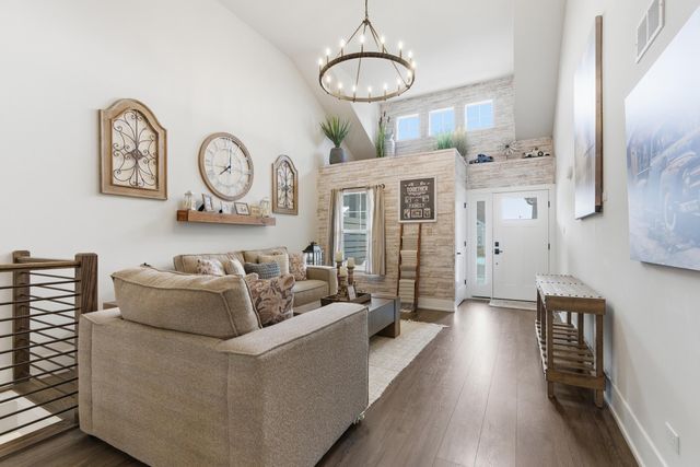 10870 Scarlet Oak, St. John, IN 46373