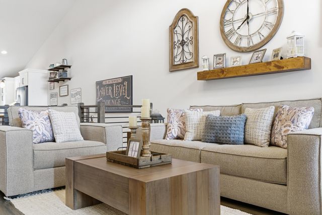 10870 Scarlet Oak, St. John, IN 46373