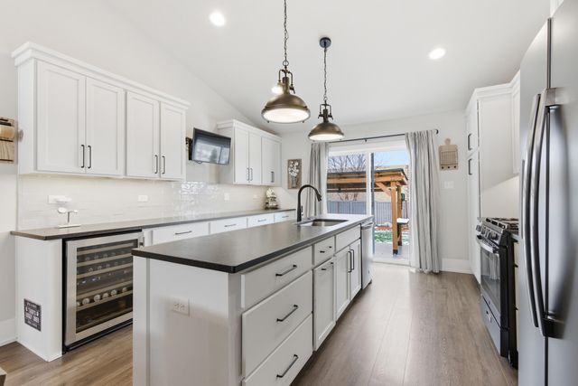 10870 Scarlet Oak, St. John, IN 46373