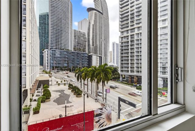 500 Brickell Ave 501, Miami, FL 33131