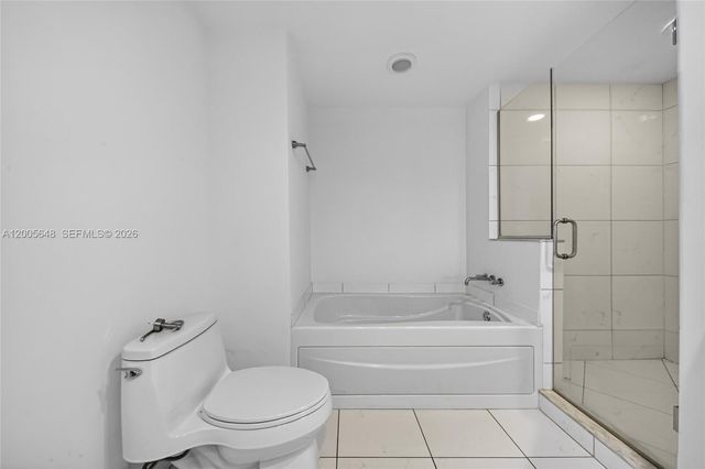 500 Brickell Ave 501, Miami, FL 33131