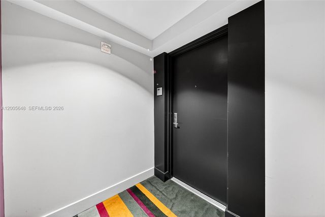 500 Brickell Ave 501, Miami, FL 33131