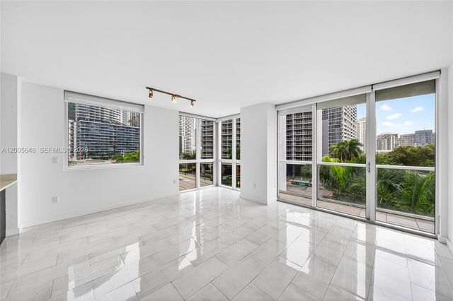 500 Brickell Ave 501, Miami, FL 33131