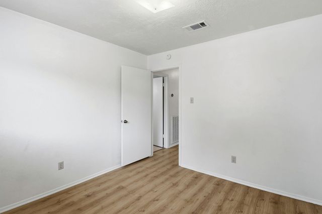 2000 Hamilton Street, Rosenberg, TX 77471