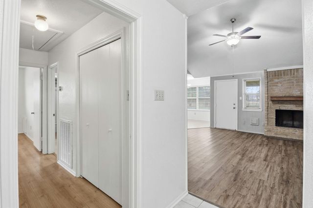 2000 Hamilton Street, Rosenberg, TX 77471