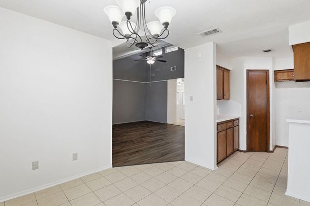 2000 Hamilton Street, Rosenberg, TX 77471