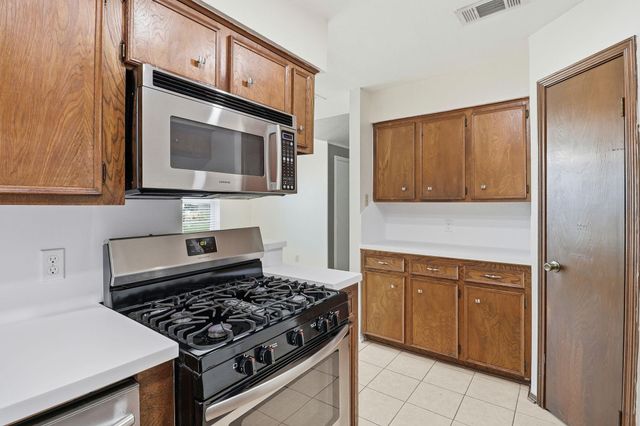 2000 Hamilton Street, Rosenberg, TX 77471